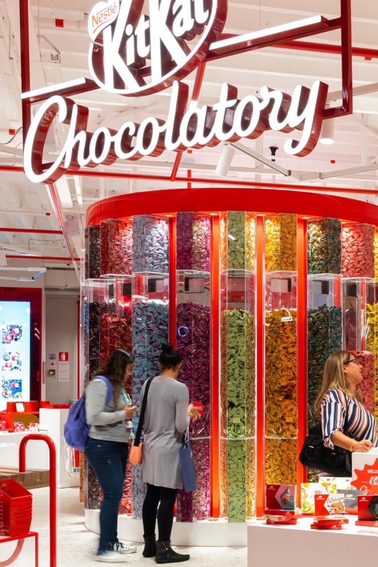 Landor Kitkat Workthumbnail 01 1280X1920px