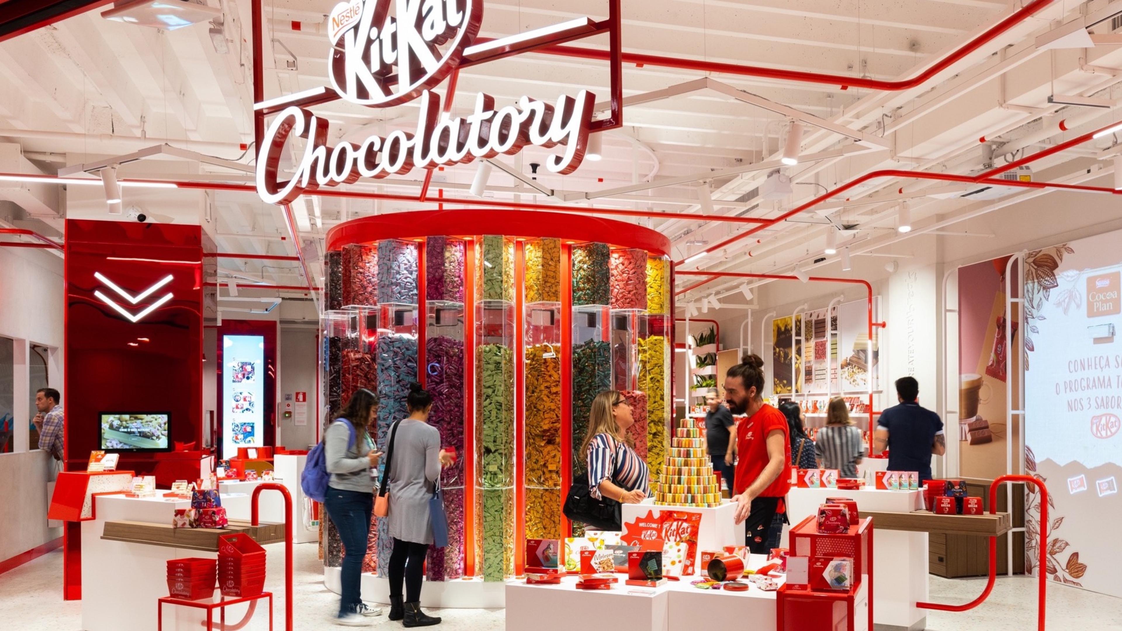 Landor Kitkat Hero 01 3840X2160px